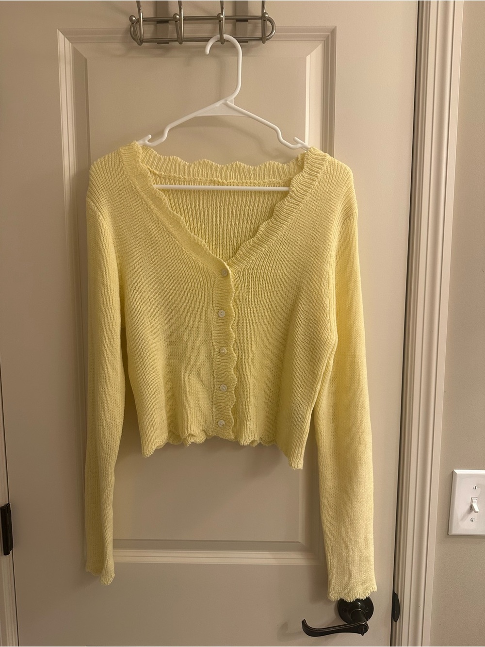 Poéselle Women’s V-Neck Cardigan | NWOT